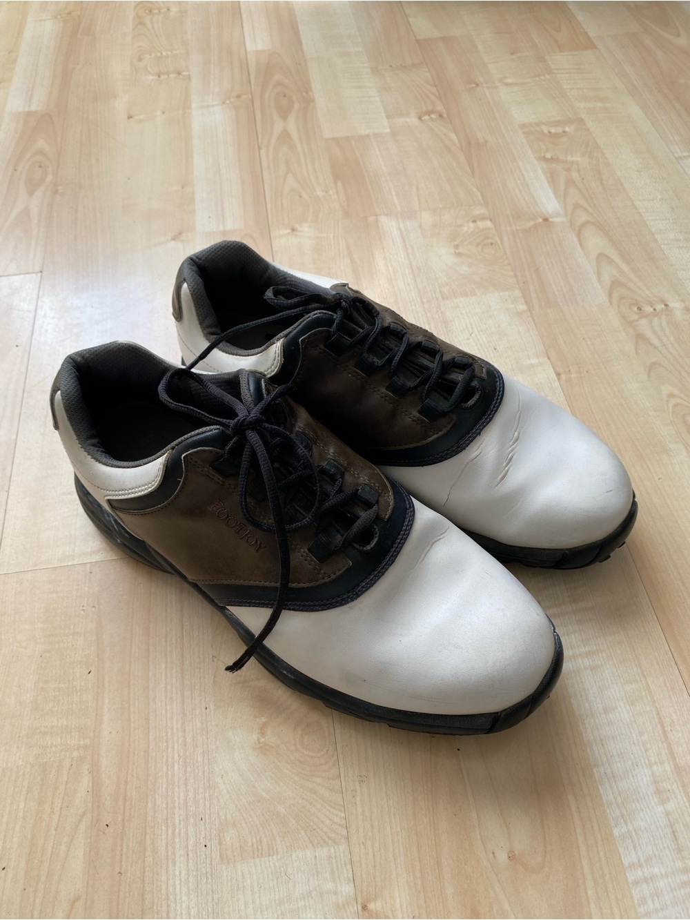 FootJoy Men’s Size 11 1/2 Golf Shoes